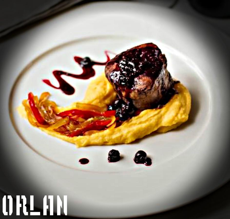 Apart-Hotel Orlan 미쿨리친 외부 사진